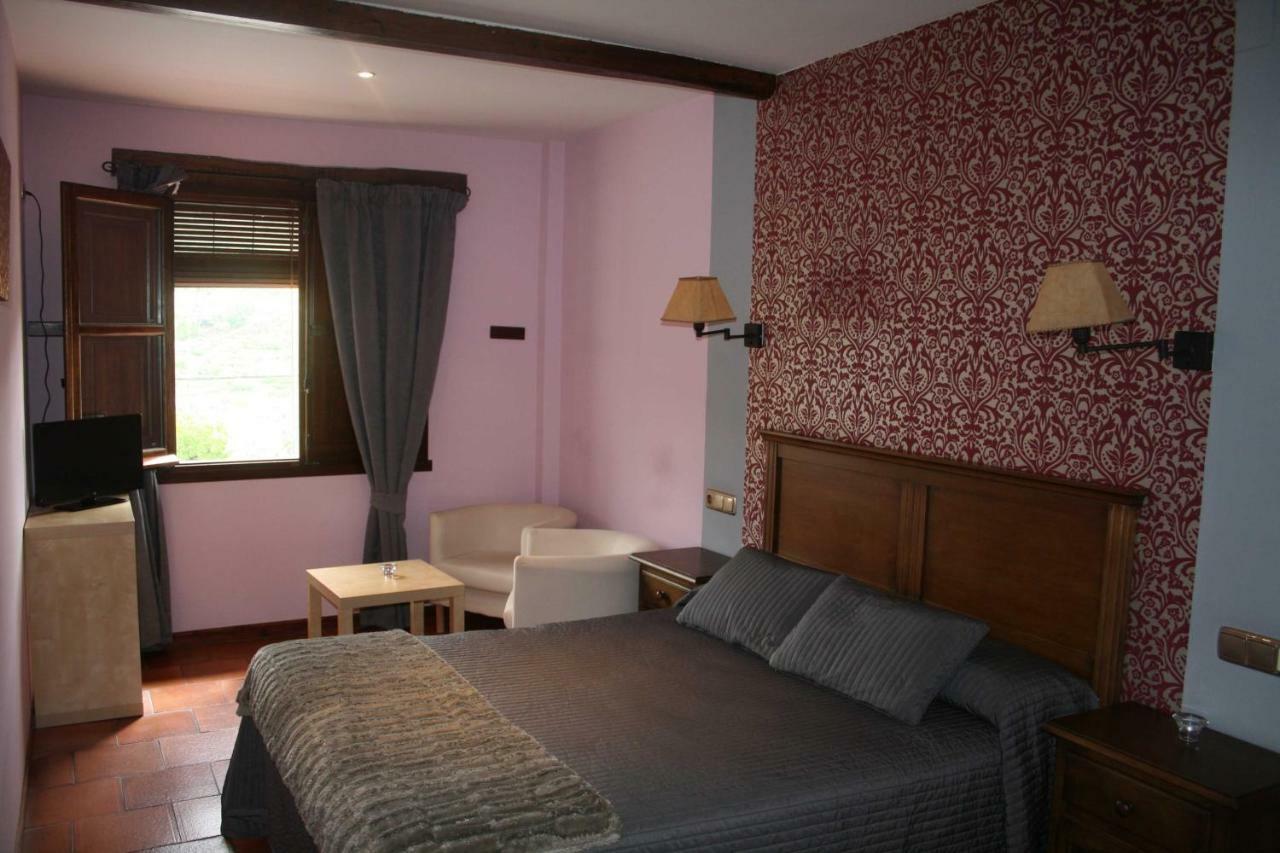 Hotel Rural Carlos I Garganta la Olla Exterior foto
